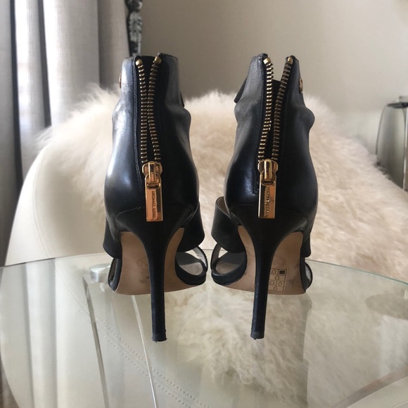 Michael kors heels - Picture 3 of 5